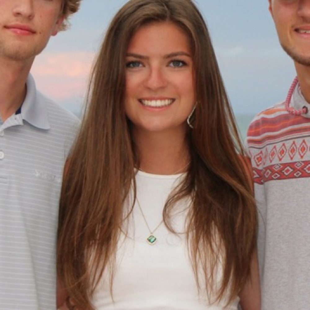 Meet your Posher, Jillian